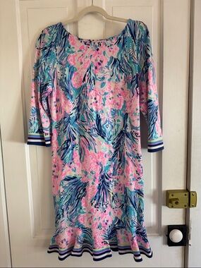 Perfect for spring! Lilly Pulitzer tulip bottom dress with ribbon hem